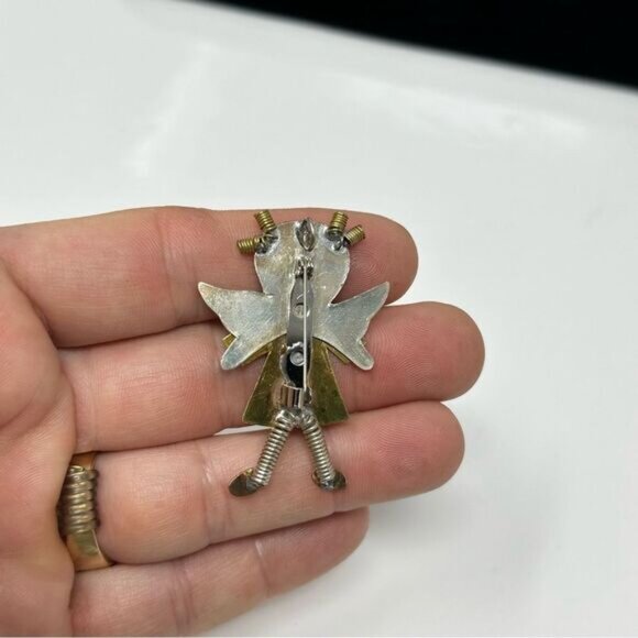 Brass Copper and silver little girl brooch - Picture 2 of 2